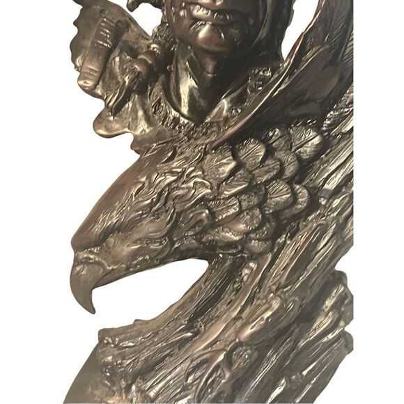Remington Native American Reproduction Sculpture Brave/eagle - Picture 3 of 9